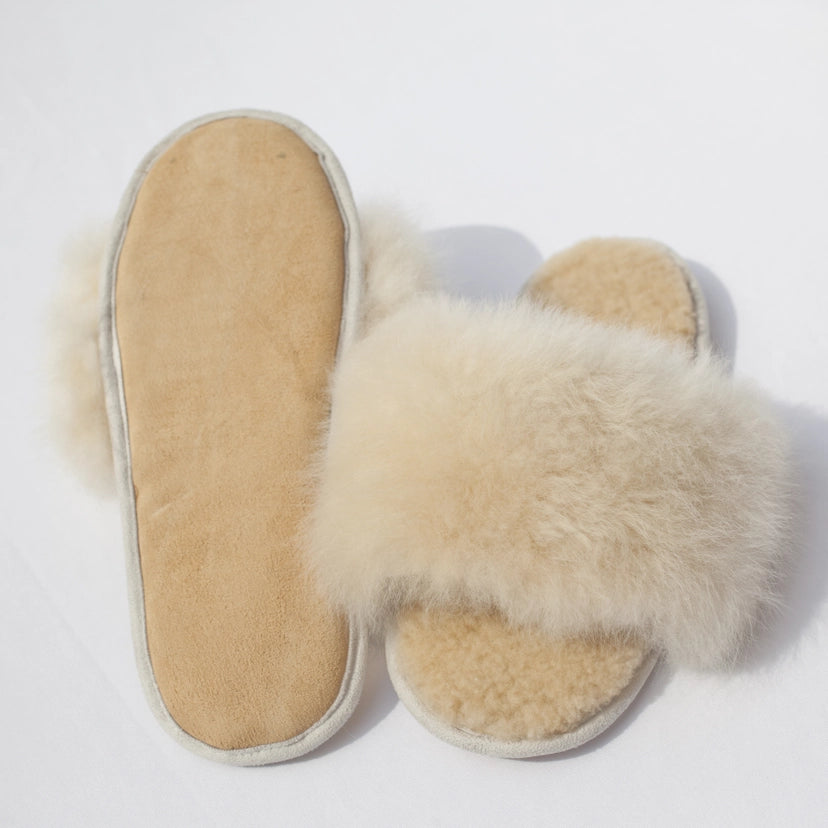 Alpaca Fur Slides