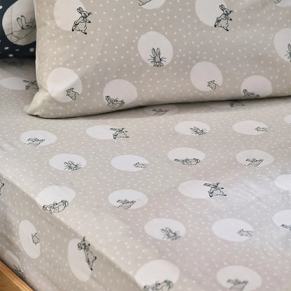 Peter Rabbit™ Spot Me Natural Fitted Sheet