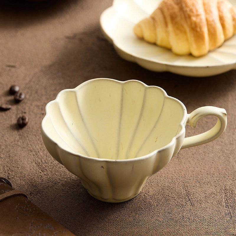 Japanese Flower Mug & Saucer - Gohobi