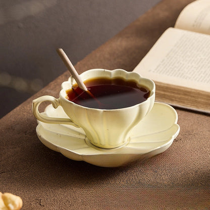 Japanese Flower Mug & Saucer - Gohobi