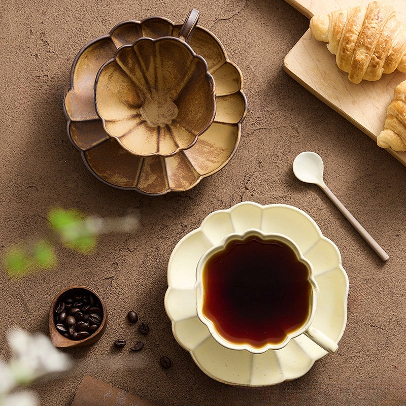 Japanese Flower Mug & Saucer - Gohobi