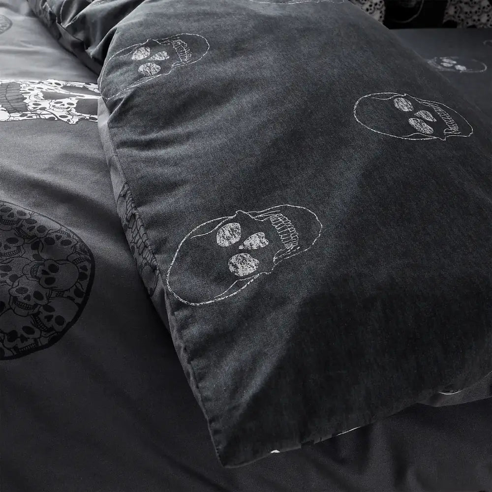 Skulls Zip Bedding - Custom